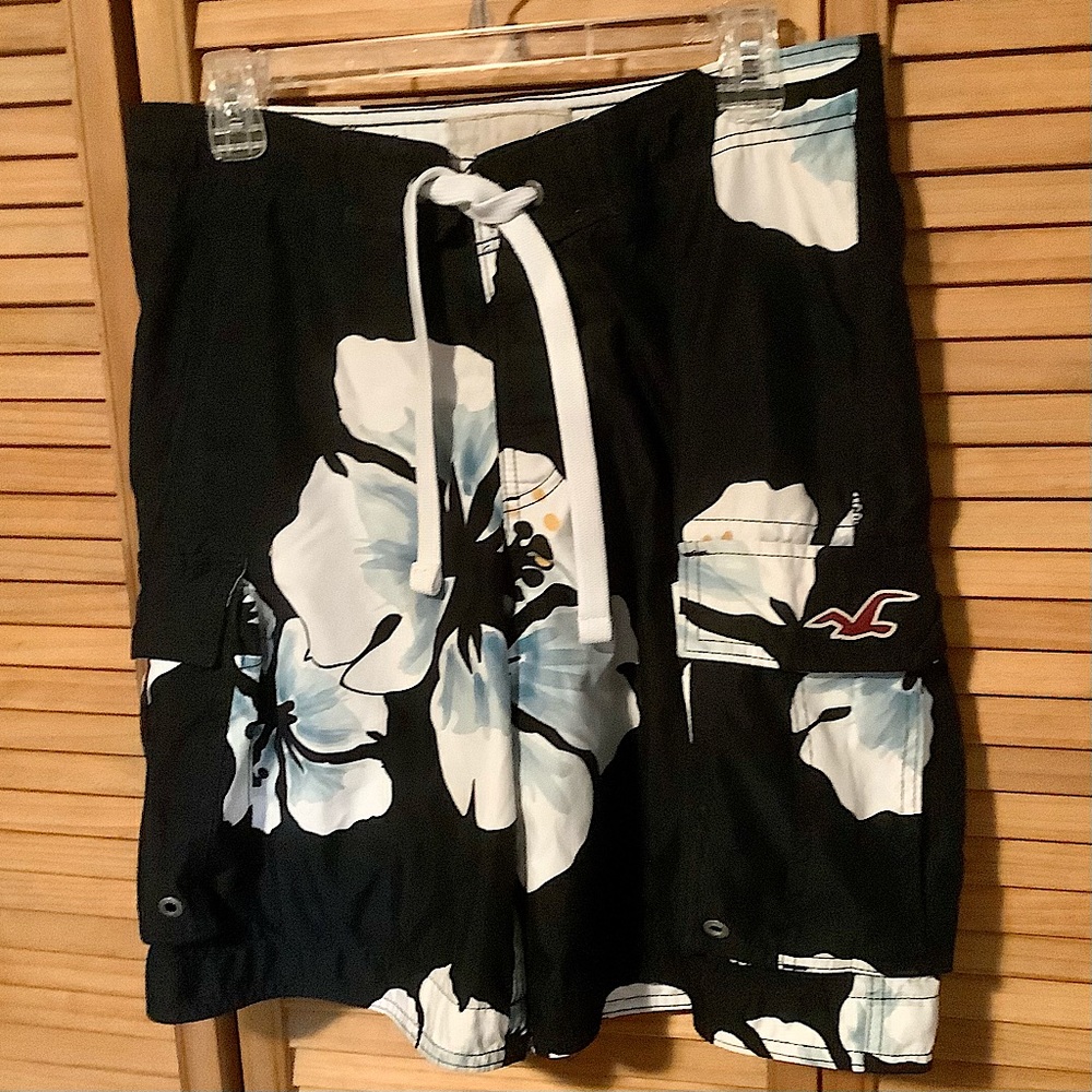 Hollister mens/boys size 30w swim trunks board shorts
